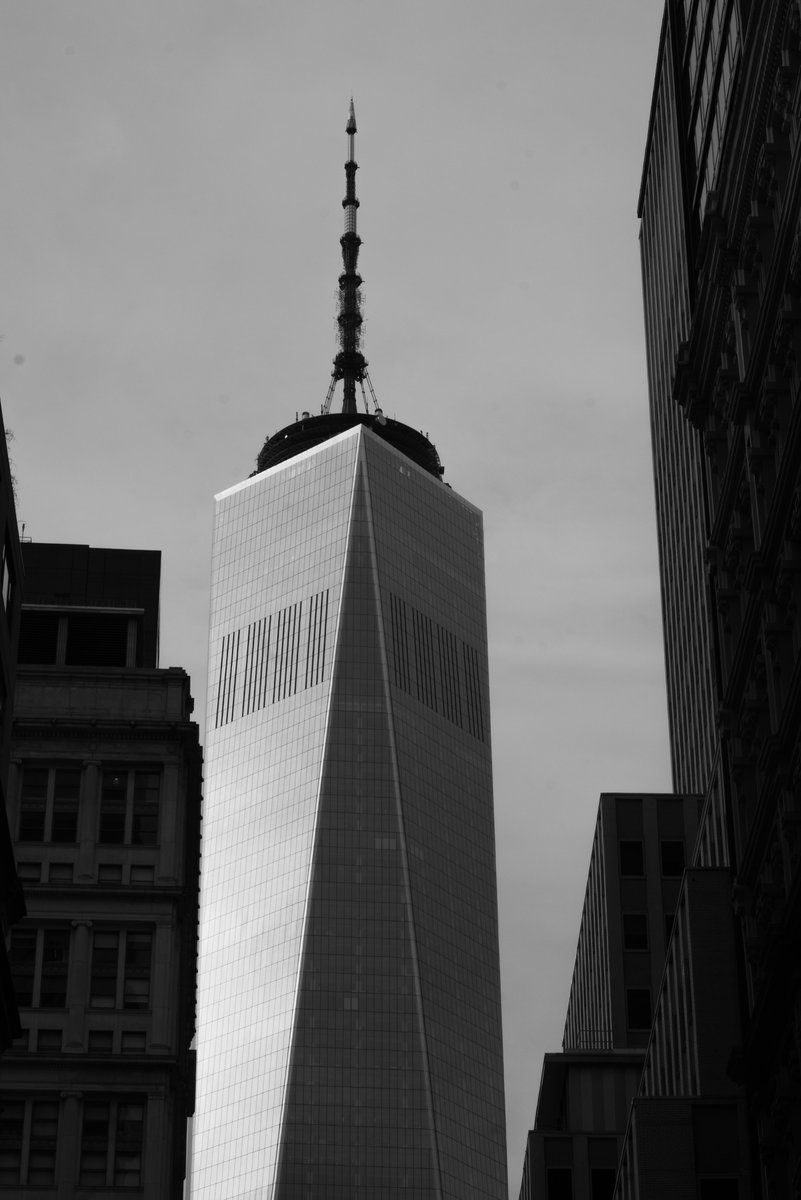 a day without color
 ...
@StreetEvolution  #Manhattan #NYC #architecturephotography #streetphotography #streetphotographer #blackandwhitephotography #freedomtower