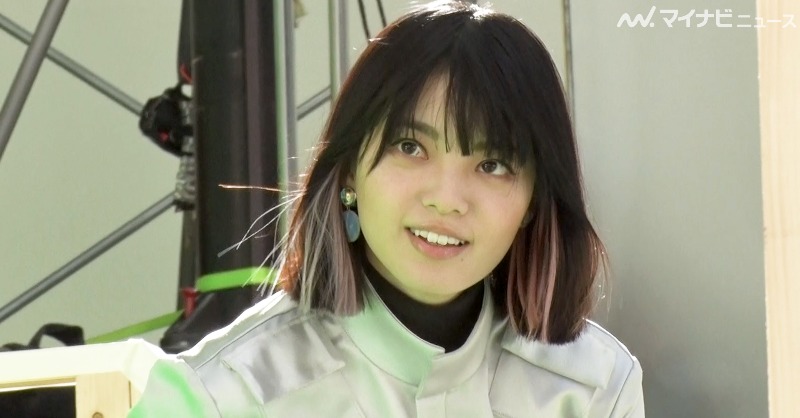 サントリー BOSS 平手友梨奈 ジョーンズ