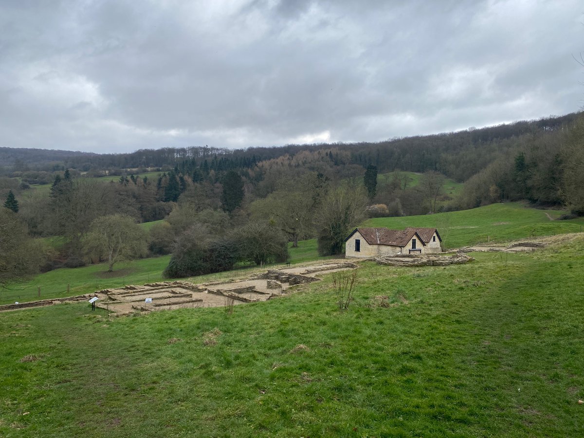 A short walk up the hill from Witcombe to Birdlip in Gloucestershire,over the Reservoir and on to the Roman Villa with spectacular views to the Forest of Dean and beyond.