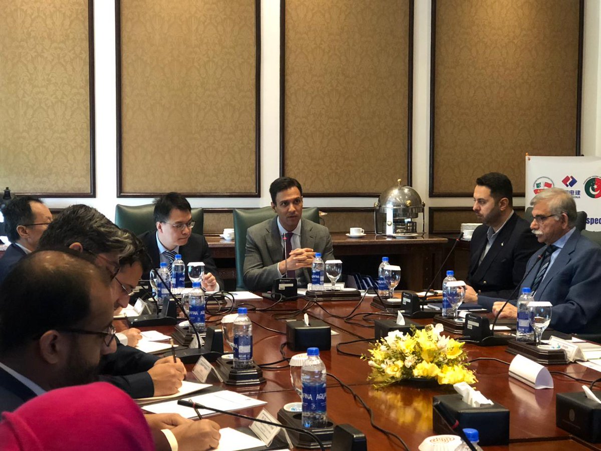 PciPakChina's tweet image. *پاکستان میں سبز توانائی کی صنعت میں چینی کاروباری اداروں کی ترقی کے امکانات* کے عنوان سے رپورٹ کی اجراء کی تقریب کا انعقاد۔

#ReportLaunch #China #Pakistan