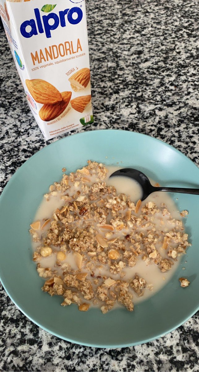 honneyoreva's tweet photo. Feb food dump 🗑 https://t.co/S1W3JKNJxG