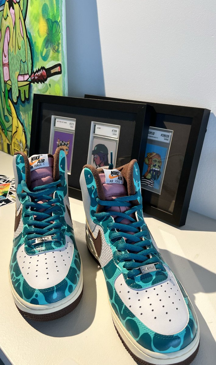 dwjk_eth's tweet photo. Gm, to all @AzukiAustralia here are the kicks I was speaking about thanks to @SekureD #Azuki #Beanz 

I just need to walk enough steps to pay them off with $PUMLx https://t.co/c8DmhRXzPF