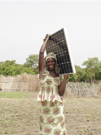 Read about the #NetherlandsVillage at the #HarvestMoneyExpo, innovative #SOLAR -powered irrigation systems, two calls for proposals, and much more in our latest NEWSLETTER!

📰agroberichtenbuitenland.nl/landeninformat… 📰

#Uganda #Rwanda #agriculture #embassy #innovation