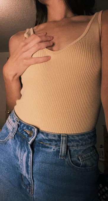 Netflix then fck me? 🥺💓 #nudes #cockrate #nsfw #bigdick  #sext #porn  #horny #dick #cum #rates #thickckock<a href="/tag/nudes"class="tags">#nudes</a><a href="/tag/cockrate"class="tags">#cockrate</a><a href="/tag/nsfw"class="tags">#nsfw</a><a href="/tag/lingerie"class="tags"><span>#lingerie</span></a><a href="/tag/fitness"class="tags"><span>#fitness</span></a><a href="/tag/thick"class="tags"><span>#thick</span></a><a href="/tag/tattoo"class="tags"><span>#tattoo</span></a><a href="/tag/porn"class="tags"><span>#porn</span></a><a href="/tag/horny"class="tags"><span>#horny</span></a>