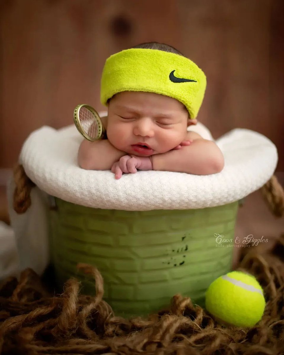 MadrasPropStore's tweet image. The Game Changer 🎾🎾
.
Beautiful picture by @coosandgiggleskidsphotography 
.
Our Newborn Tennis Theme Set 999 INR in use
.
#propshop #propvendor #propstyling #newbornphotography #toddlerphotography #milestonephotography #cakesmashphotography #photographyprops 
.
#photoshoot