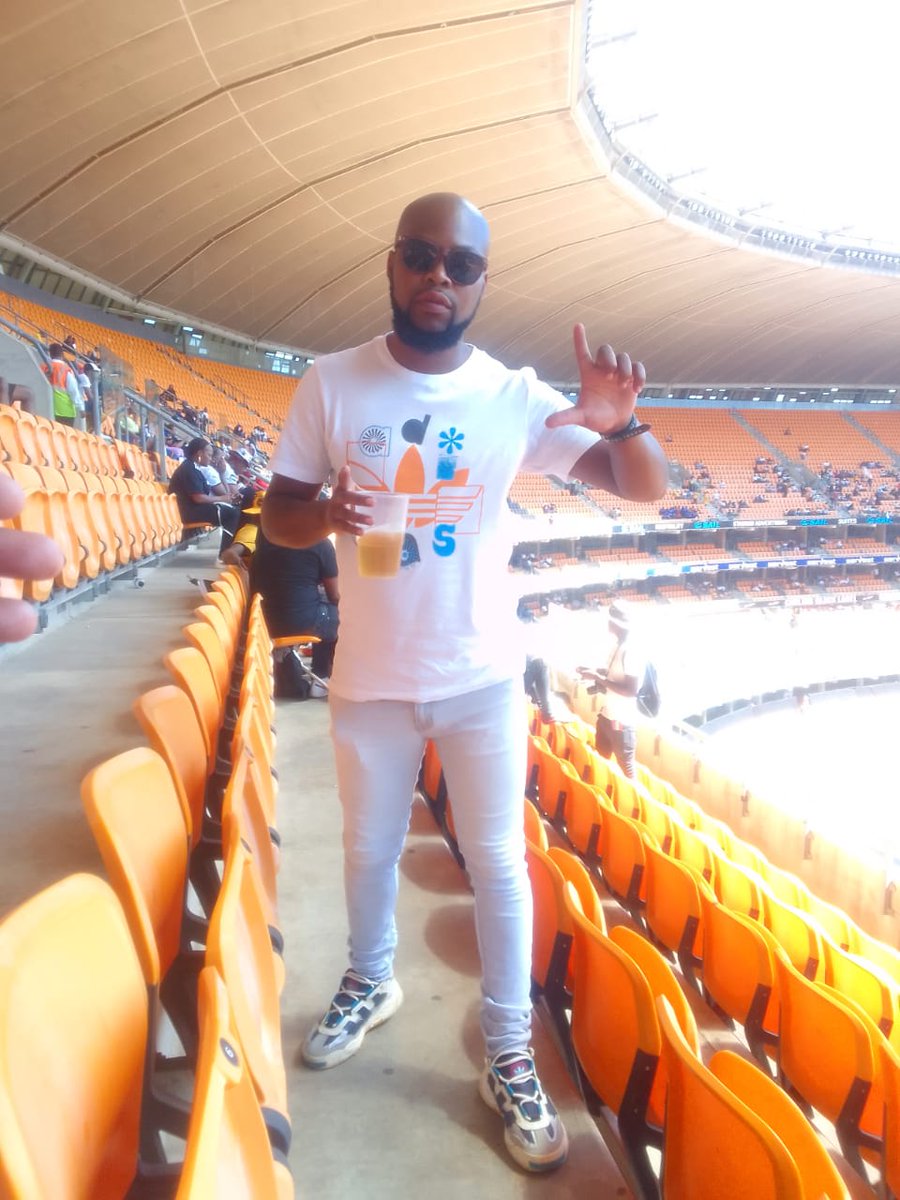 Sibusisobor's tweet photo. @makwande_m https://t.co/eX8pERYSIr