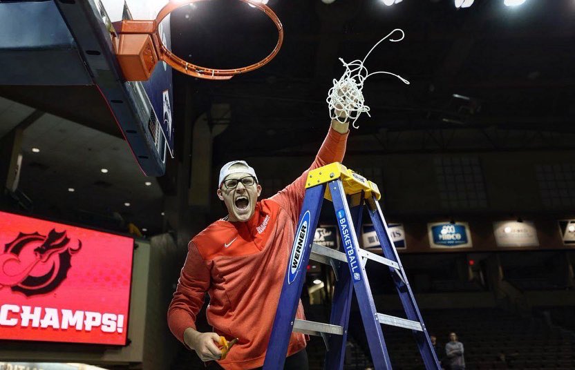 CoachBergyDU's tweet photo. Back to Back 🏆 🏆 Go to war any day with this family ❤️‍🔥

#StickTalk 🎶 #GoDragons 🐉 #Together 🔒 https://t.co/dA1zAZi2yw