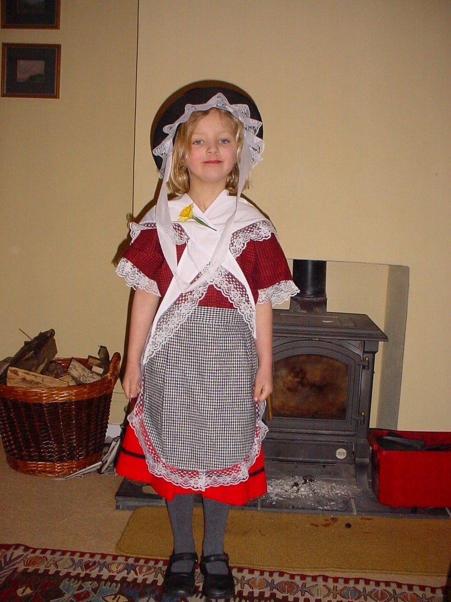 Dydd Gŵyl Dewi Hapus 🌼 proud to be Welsh 🏴󠁧󠁢󠁷󠁬󠁳󠁿❤️