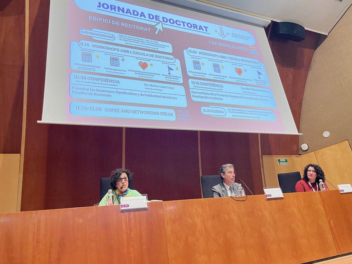 🎏 #JornadaDoctoratUdL inauguració a càrrec del Rector de la UdL , Dr Jaume Puy Llorens ⁦<a href="/JaumePuy/">Jaume Puy</a>⁩ , Directora de l’ED . Dra.Angels ⁦<a href="/BalsellsBailon/">M.A. Balsells Bailón</a>⁩ i la Representant dels Estudiants de l’ED, Silvia Gras Artells