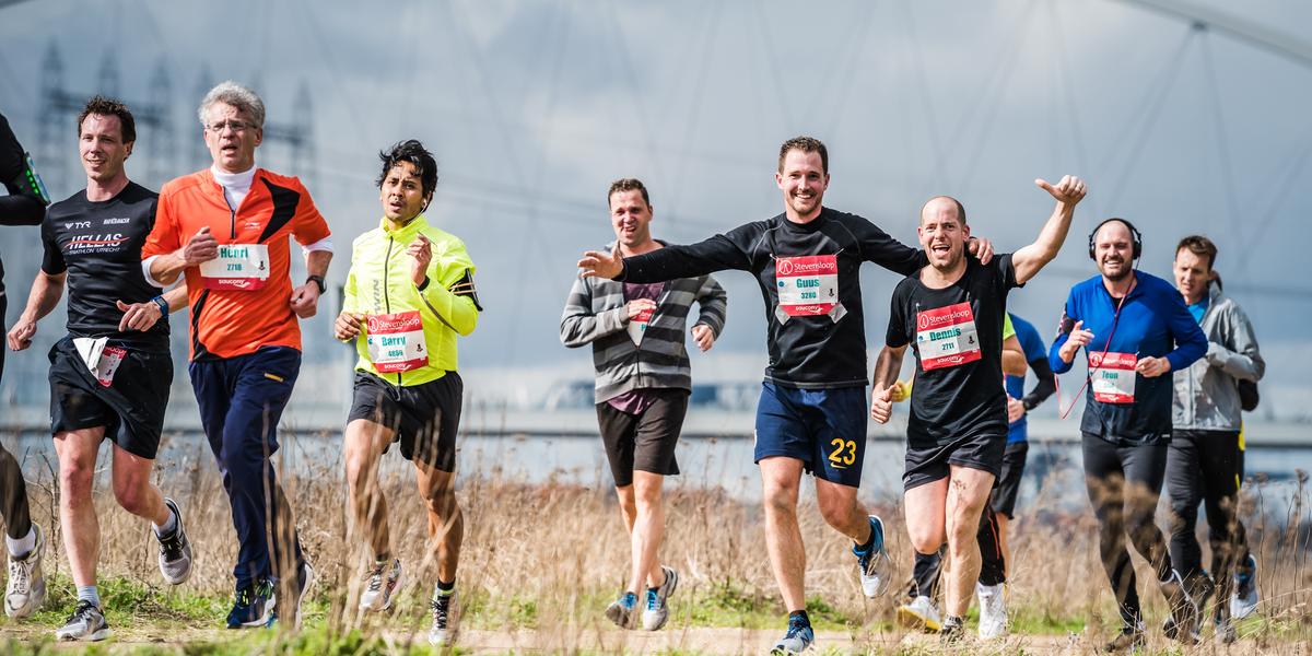 Ben jij of ken jij een #halve #marathon loper 🏃‍♀️🏃🏃‍♂️die meedoet aan de #Stevensloop en heb je interesse in jouw hartgezondheid 🫀✅?

Doe dan mee aan ons onderzoek 🔎 

Wie: sporters 40 - 69 jaar oud
Wat: bloed afname voor + na de race 
Aanmelden &amp; info: radboudumc.nl/treat