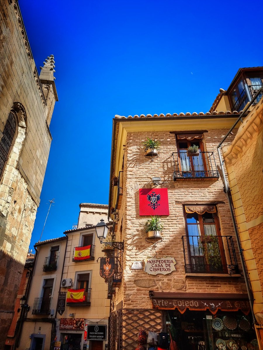 edavies781's tweet photo. A cracking few days away to Madrid and Toledo with Mrs D https://t.co/3r2WAXPq0A