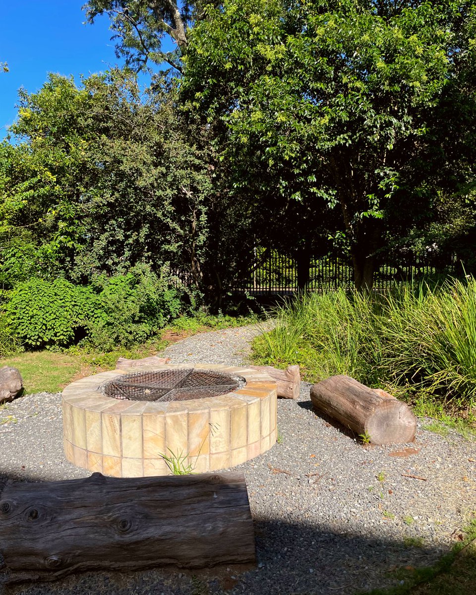 Boys from all over South Africa and neighbouring countries are choosing to make the Queen’s College Boarding Establishment, their home away from home!