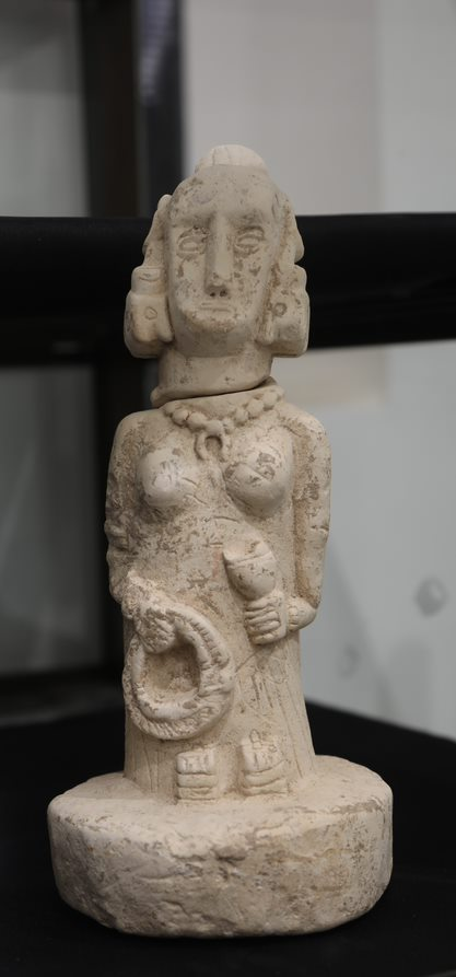 prevtrafficking's tweet photo. Astarte or ʿAshtart is the goddess of sexual love and fertility and is associated with war. The goddess was one of the most important goddesses in the ancient Near East and has been returned to #Jordan after years of investigation in #USA about the legality of ownership. https://t.co/Z5g6mbG3CO
