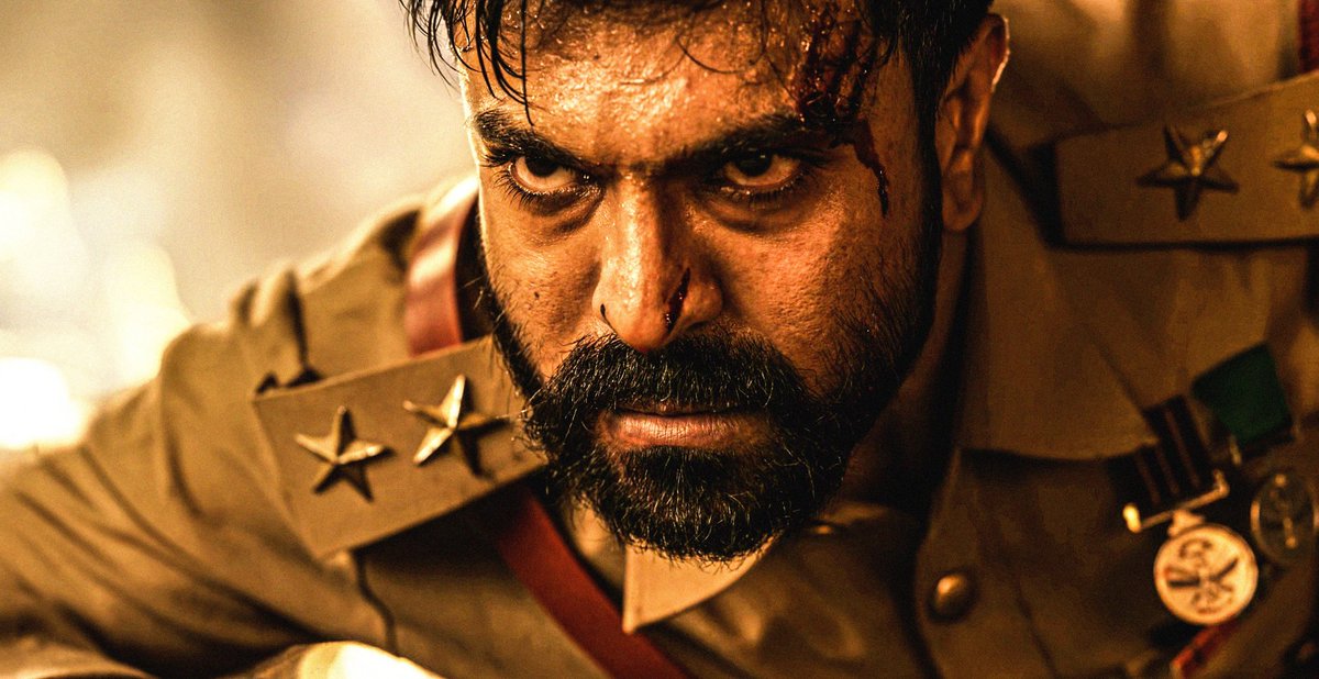 DevaDevakota4's tweet photo. Who is Best intensity Actor??
Let's settle it 💥💥💥
🔁 #JrNTR ♥️ #RamCharan𓃵 #NTR𓃵 #NTR #NTRGoesGlobal #NTRforOSCARS #RRRMovie #RRR #NTR31 #ramcharanforoscars #ManOfMassesNTR #ManOfMassesRamCharan #RC15 #rc15updates #Tollywood #Telugu #Entertainment #news #DHTelugu https://t.co/0nYexHbQUV