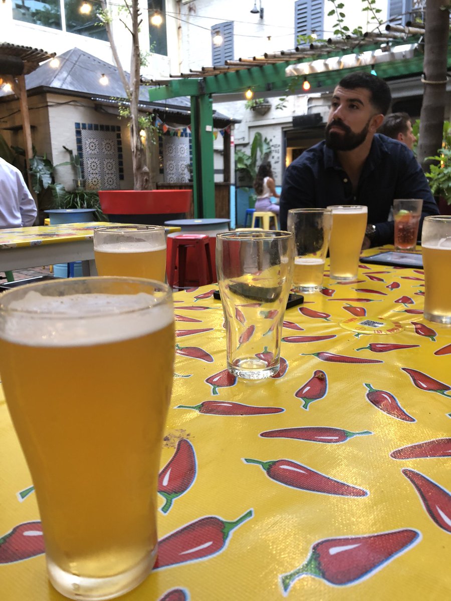 newietraveller's tweet photo. Monday evening beers with Mates @ Slip Inn Beer Garden
https://t.co/02Lu5TO0Rb
#beers #mateship #aussiepubs #beertwitter #friendship #Sydney https://t.co/KRFNH1fDUC