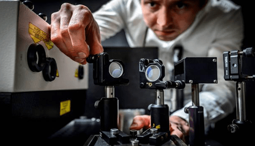 venkatakeerthi8's tweet photo. World’s fastest camera can capture Light
#camera #captureLight #encryption #photograph #technology #innovative #femtoseconds #researchers #scientists #UNIVERSE #light @tycoonstory2020 @TycoonStoryCo
https://t.co/6kDEUuEweU https://t.co/XyOkMHVuXY