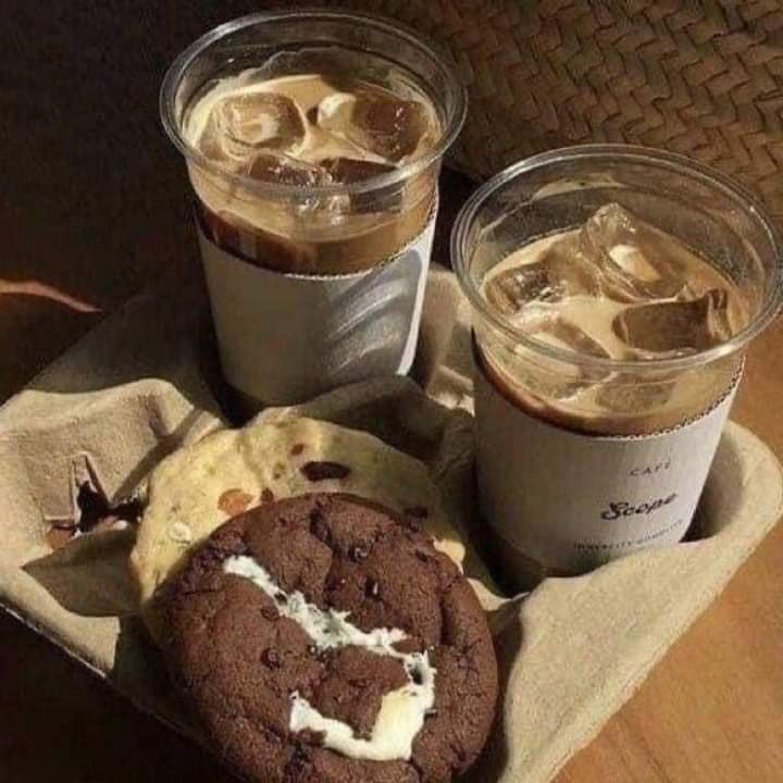 violettweets_'s tweet photo. i want iced coffee. https://t.co/eUinz2m0CK