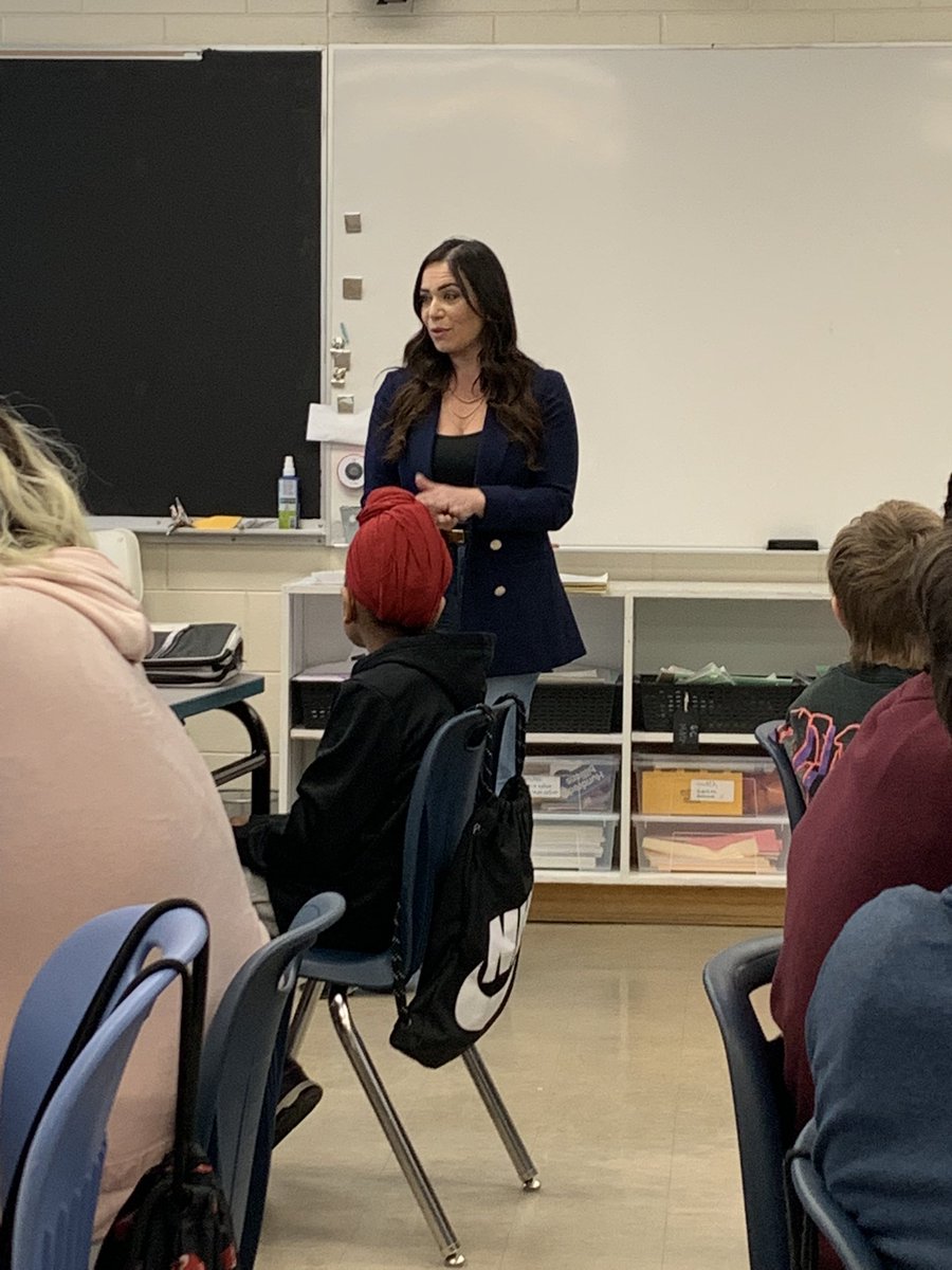 John W. Gunn Middle School (@jwg_retsd) on Twitter photo We had Maralee from CTV news stop by and read to some of our Grade 6s yesterday. She brought some of her news script from the night before for the students to read aloud. Very engaging for all students. <a href="/ctvwinnipeg/">CTV News Winnipeg</a> <a href="/MaraleeCTV/">Maralee Caruso</a> We had Maralee from CTV news stop by and read to some of our Grade 6s yesterday. She brought some of her news script from the night before for the students to read aloud. Very engaging for all students. <a href="/ctvwinnipeg/">CTV News Winnipeg</a> <a href="/MaraleeCTV/">Maralee Caruso</a>