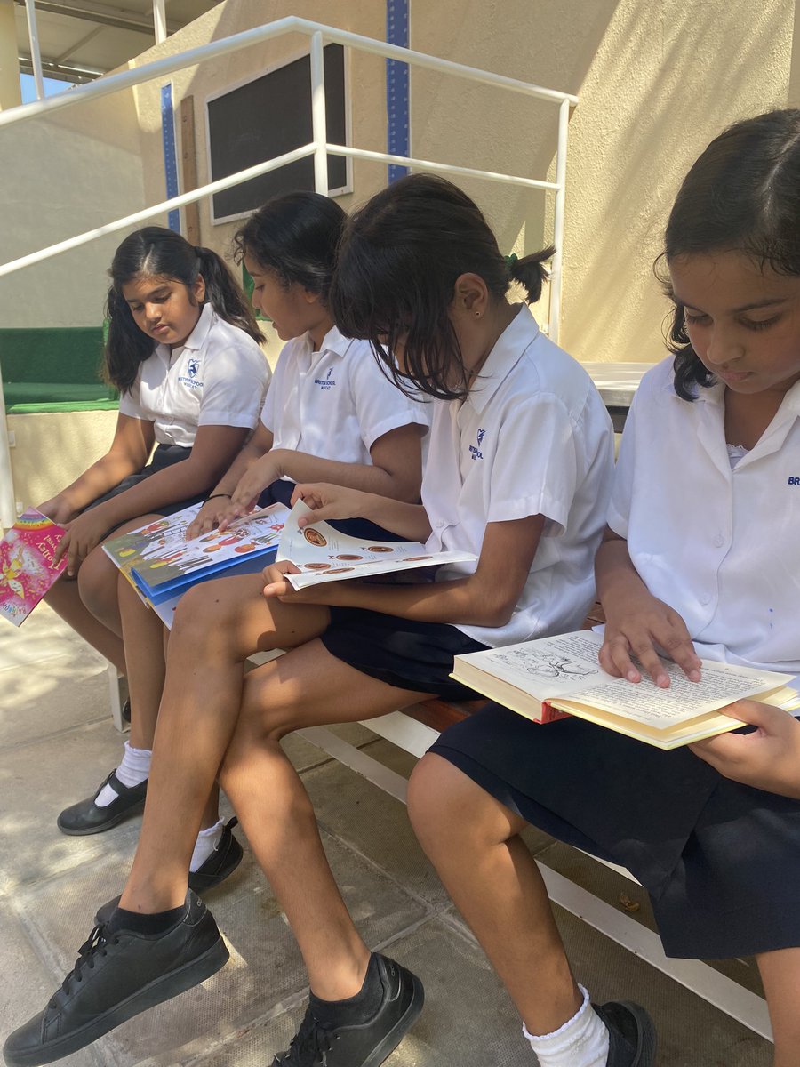 BSMuscatPriDHTL's tweet image. Our @BSMuscatY5 students have been #communityminded this week!. They have been selling donated books in order to raise money for our school charities. All our students were very excited to buy new books in time for #WorldBookDay