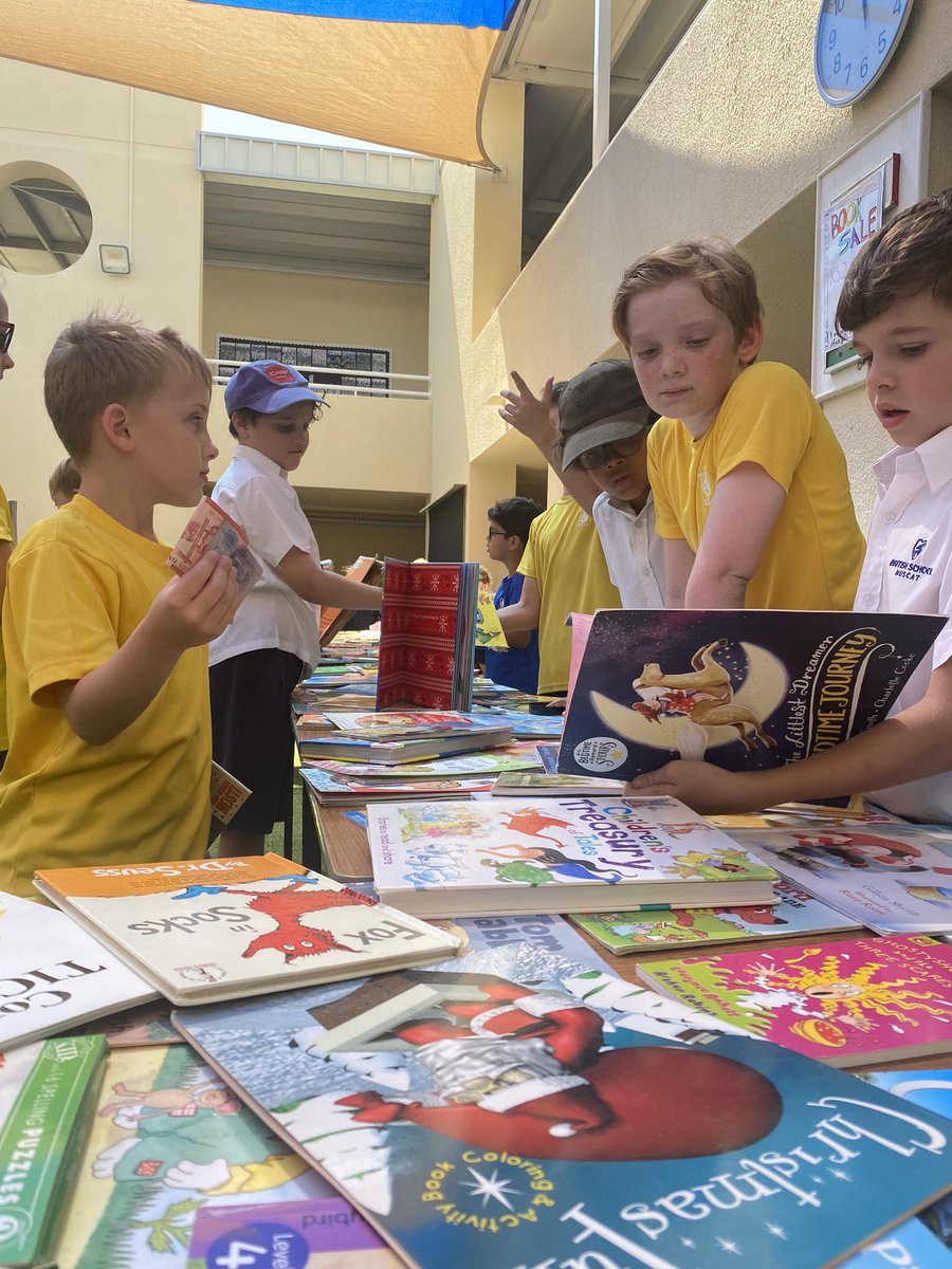 BSMuscatPriDHTL's tweet image. Our @BSMuscatY5 students have been #communityminded this week!. They have been selling donated books in order to raise money for our school charities. All our students were very excited to buy new books in time for #WorldBookDay