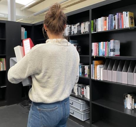 sfh_schweiz's tweet photo. Ukrainer*innen in der Berufslehre: Wir begrüssen den Entscheid von @elisabeth_baume , dass Jugendliche aus der 🇺🇦 die Lehre in der 🇨🇭abschliessen können, auch wenn der Status S vor dem Ende der Lehrzeit aufgehoben werden sollte.
https://t.co/TSiakMIV66
#integration https://t.co/BW4xf1tRFV