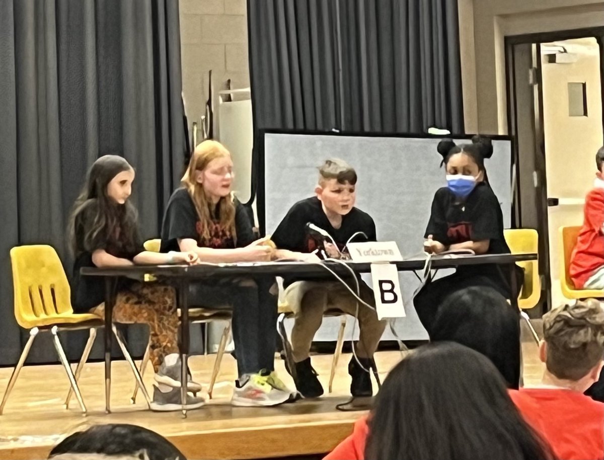 brittanywestAP's tweet photo. So proud of our students that competed in Battle of the Books! They worked hard and persevered. #TeamYES #BattleofBooks @Mrs_Walling @yes_falcons https://t.co/sOn33sgJwx