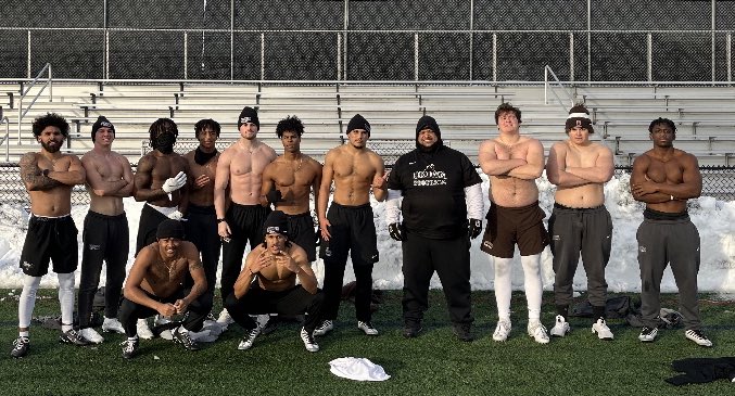 Willie Edwards (@coachw_edwards) on Twitter photo rain ☔️ , sleet 🌧 or snow ❄️ .. no stopping our boys from the Sunshine state at this morning’s workout.. #FloridaBoys <a href="/BrownU_Football/">Brown Bears Football</a> rain ☔️ , sleet 🌧 or snow ❄️ .. no stopping our boys from the Sunshine state at this morning’s workout.. #FloridaBoys <a href="/BrownU_Football/">Brown Bears Football</a>