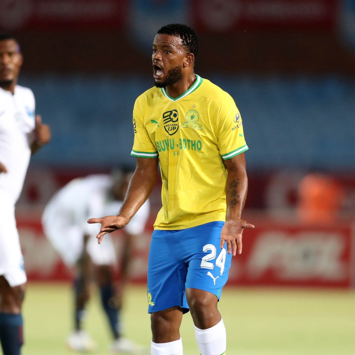 Mbule’s Heroic Header Salvages Point For Sundowns Against Arrows | diskidaily.co.za