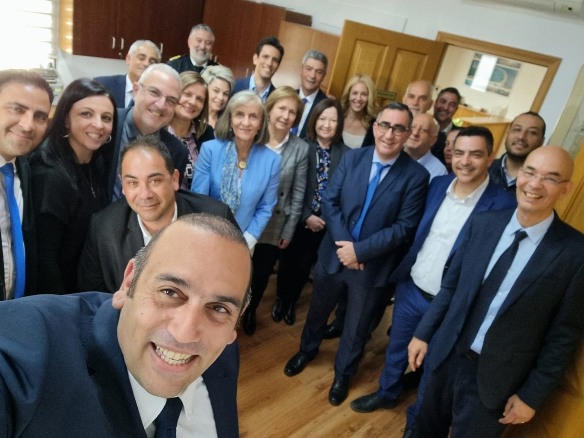 Yiannis Karousos tweet media