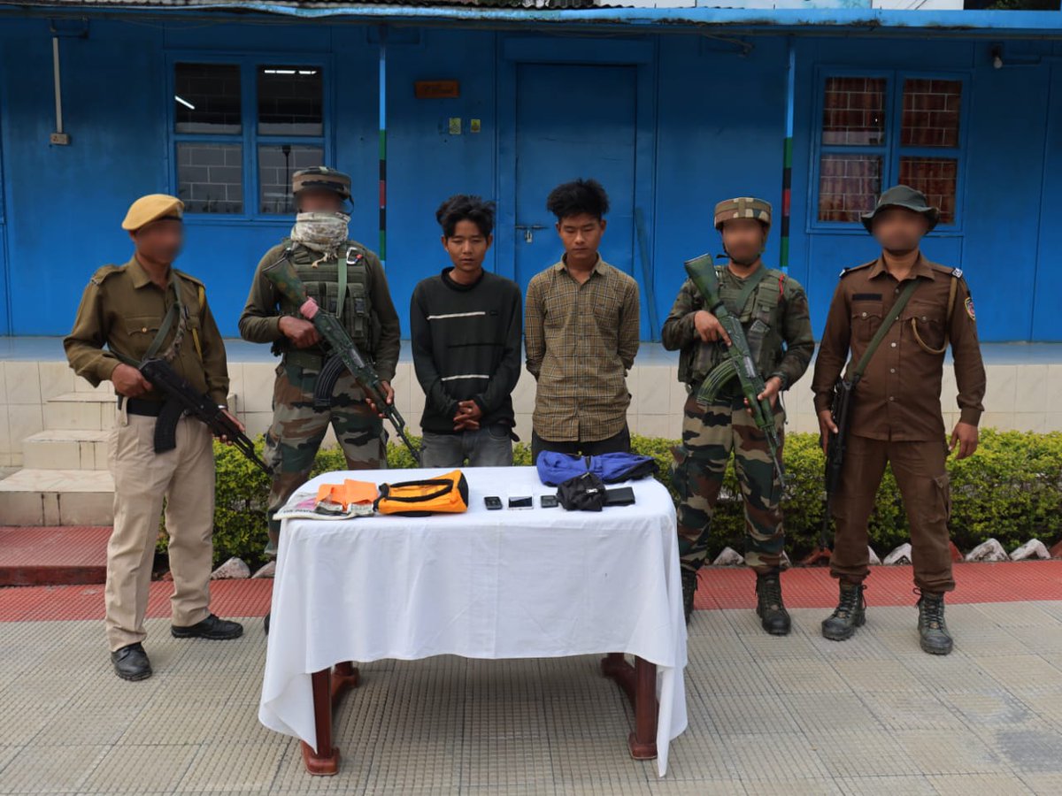 ArunachalPolice's tweet photo. 2 Active NSCN IM cadres apprehended by Changlang Police and 31 AR.

Extortion notices in the name of SS ICs and extorted amount recovered.

@PemaKhanduBJP
@felix_bamang https://t.co/4tNjn8OpM4