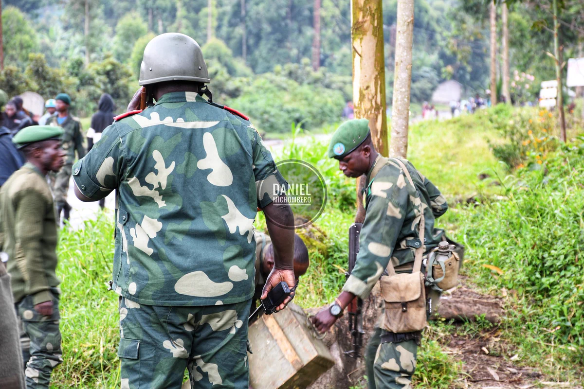 Ce général qui reste au front avec ses troupes.  Déterminés et motivés il dit vouloir en finir avec les rebelles du M23/RDCF

Photo Daniel Michombero 