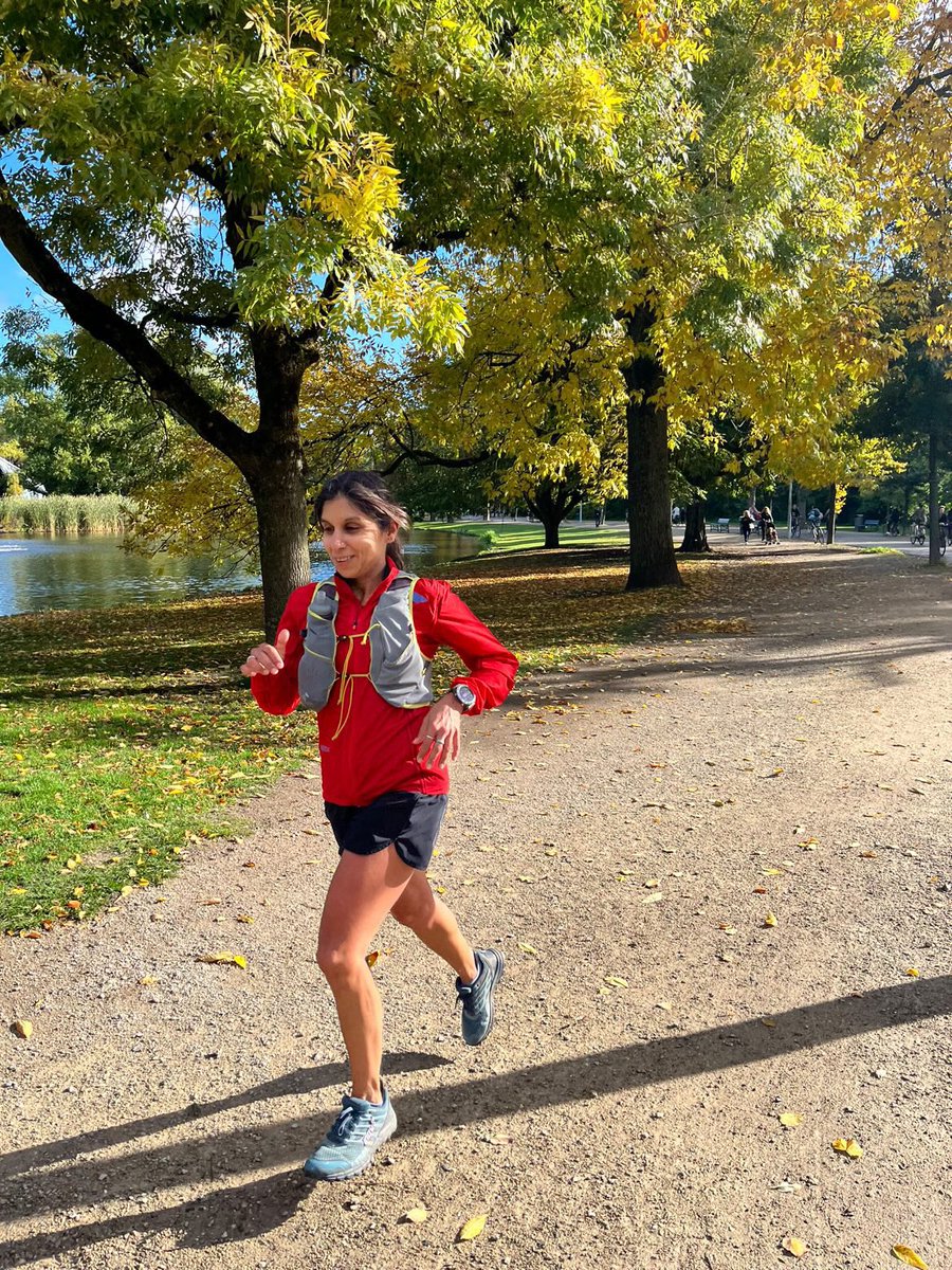 WISEWomenPod's tweet photo. Listen to sports dietician @mcgregor_renee speak openly about her own life in the latest episode of the @WISEWomenPod Available now ➡️ https://t.co/PQHOId9f0f

#womeninsport #femaleathletes #eatingdisorderawarenessweek https://t.co/jWhPlDIhpx