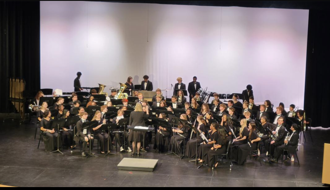 VikeMusicBoostr's tweet photo. What a great way to start off the Winter Concerts!!! @LittleVikes @PCMSVikingPride @PCSDViking Princeton City Schools Elementary Princeton Vikings Princeton City School District #VikingDiff #VikeMusicBoosters65 https://t.co/kX1QJ76MRg https://t.co/US7KijUXj5