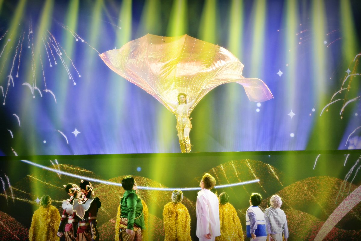 masterpieceth23's tweet image. โชว์ผลงานมาสเตอร์พีซ : ท้าวทองกีบม้า 
ผู้กำกับ : หมู ชยนพ บุญประกอบ 
นักแสดงนำ : มาดามมด 
WHITE GANG และ นักแสดงรับเชิญพิเศษ : เชฟป้อม,เจ็ท ATLAS 
รอบ : FINAL 

#TheMasterPieceเวทีบันลือโลก
#WorkPoint23
#มาสเตอร์พีซไฟนอล 
#foxTV #Viral