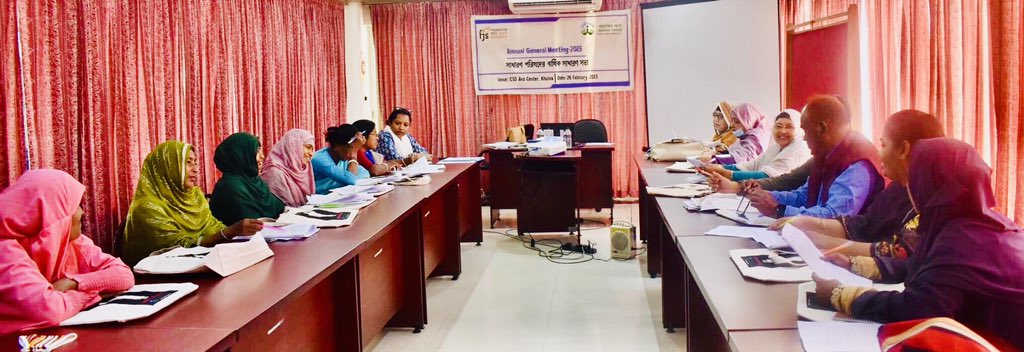BadabonS's tweet image. Annual General Meeting of Badabon Sangho conducted on last 26 Feb 2023 at Khulna. Members were joined and approved annual plan, budget, policies and other major decisions. 

#womenrights #badabonsangho #collectiveactions #feministmovement