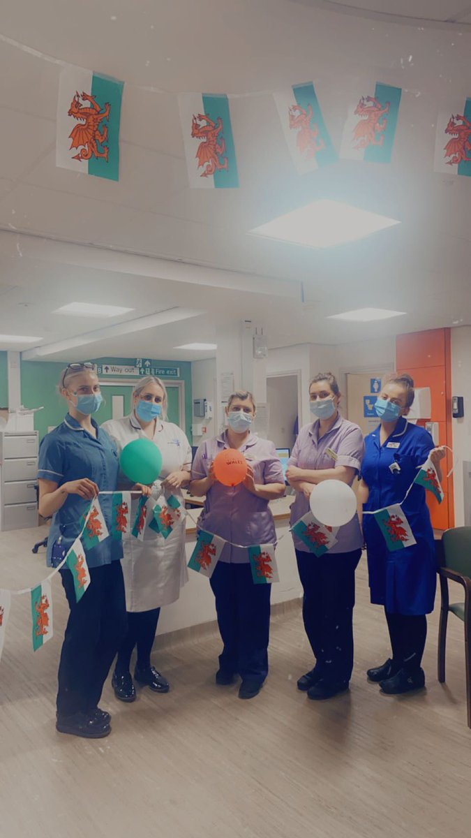 OasisUnit's tweet image. Happy St David’s Day! From the Oasis Unit, Rochdale Infirmary🏴󠁧󠁢󠁷󠁬󠁳󠁿🌼
#stdavidsday #oasisunit #rochdaleinfirmary