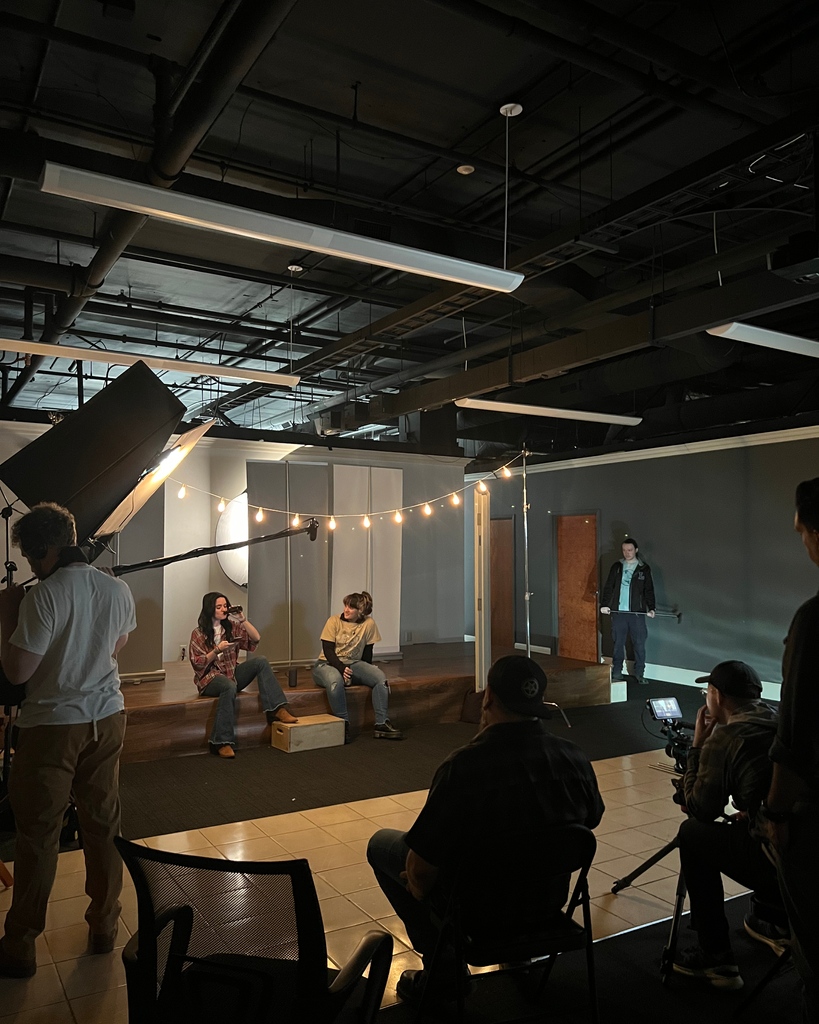 Set life is the best life! 🎥🎬