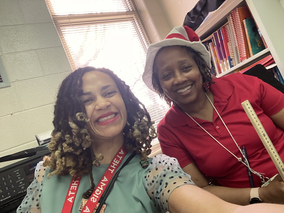 DrTechWorthey's tweet photo. Building relationships, making connections, seeing what is needed & giving hugs is the β€οΈ of what I do! Shoutout to Rowland ES, International Student Center, & @DHSTSouth #TechCoach #ITSTakesOnDCSD @DeKalbSchoolsIT @DeKalbSchools @Region6DCSD #WheresWorthey https://t.co/hqWP4G0t5b