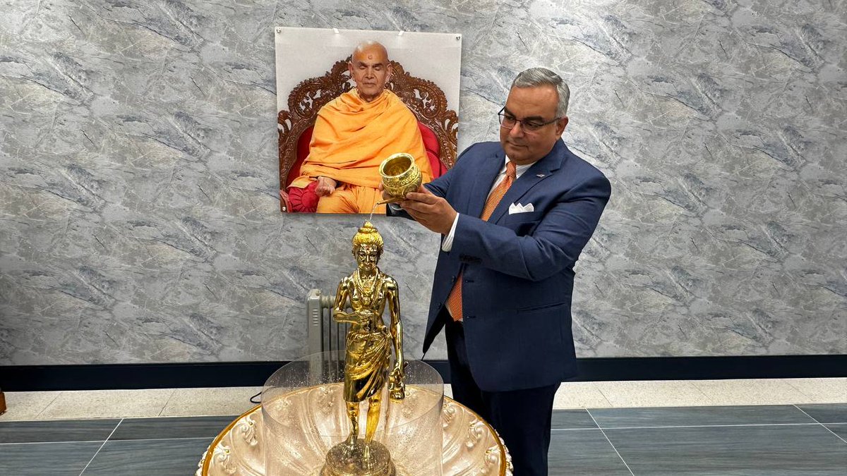 BAPS Chicago tweet media