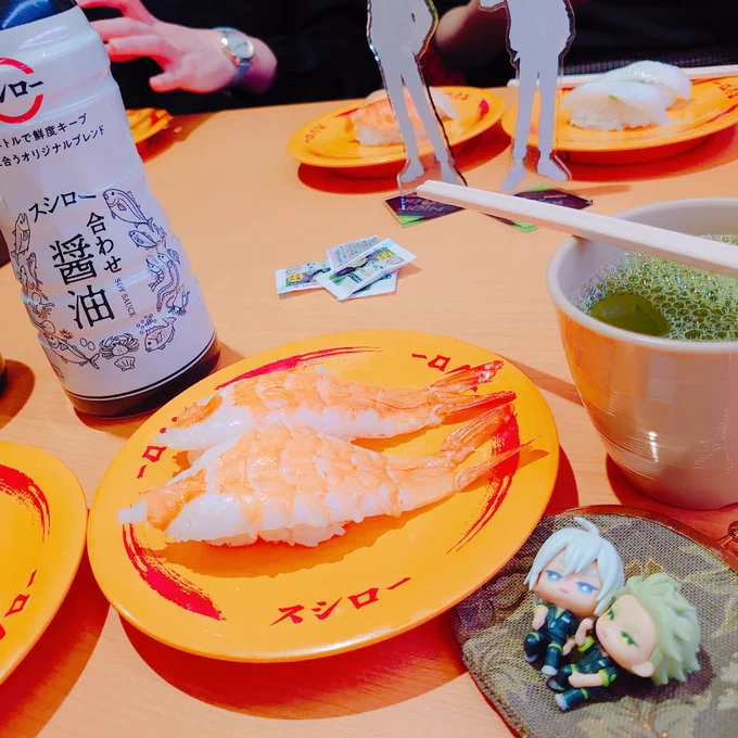 駅広告見てきた〜〜 