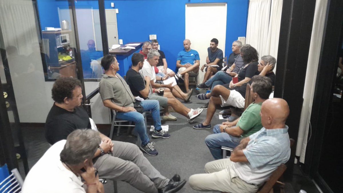En el día de ayer se llevó a cabo Asamblea General Ordinaria de nuestra asociación. Se aprobó Memoria y Balance por unanimidad y se trazó el camino a seguir. <a href="/APFUruguay/">APFU</a> Para seguir creciendo! Vamos!