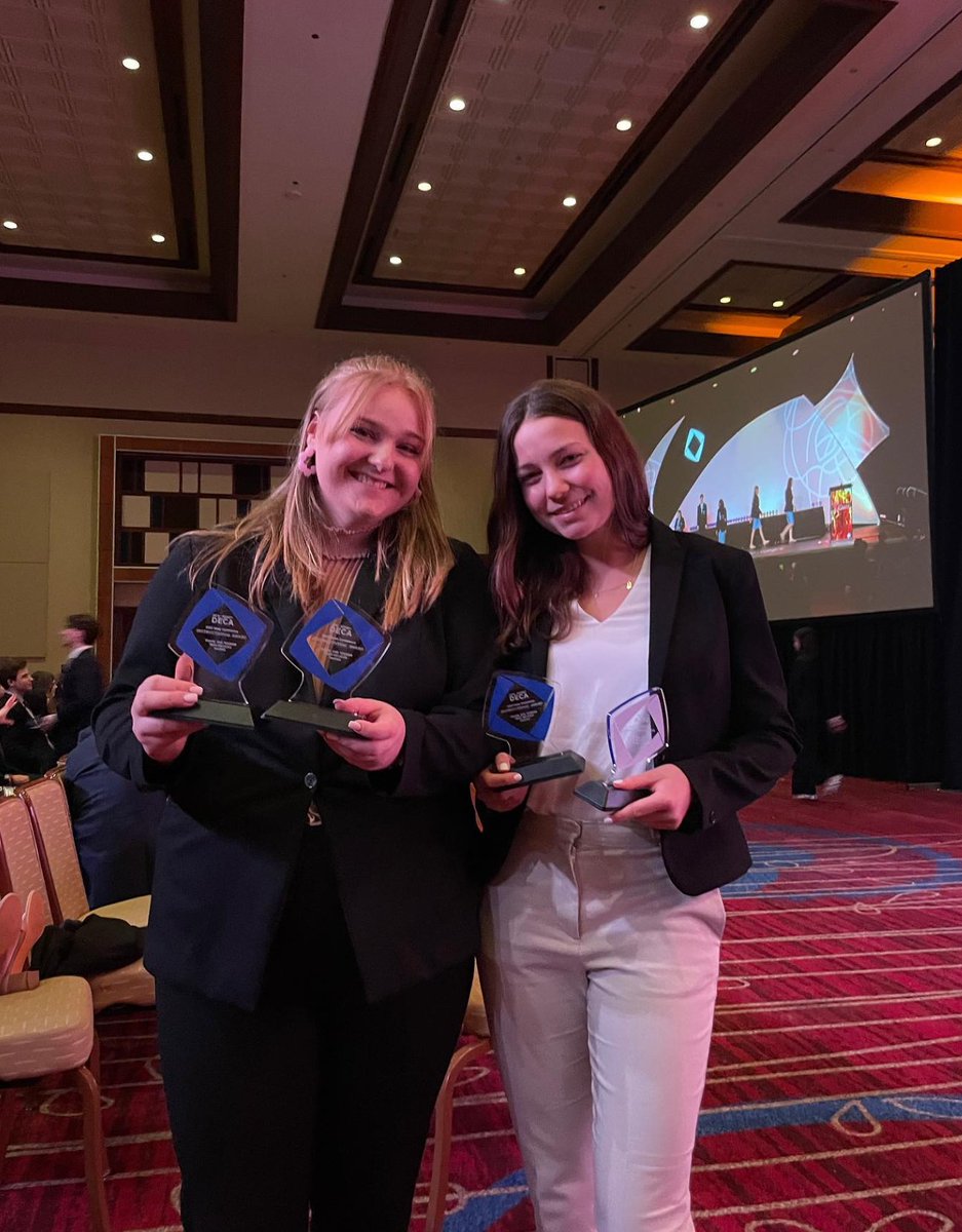 nhrhs1's tweet image. Congratulations to #NHDECA! The Grand Awards are this evening! #GoHighlands #FutureBusinessLeaders