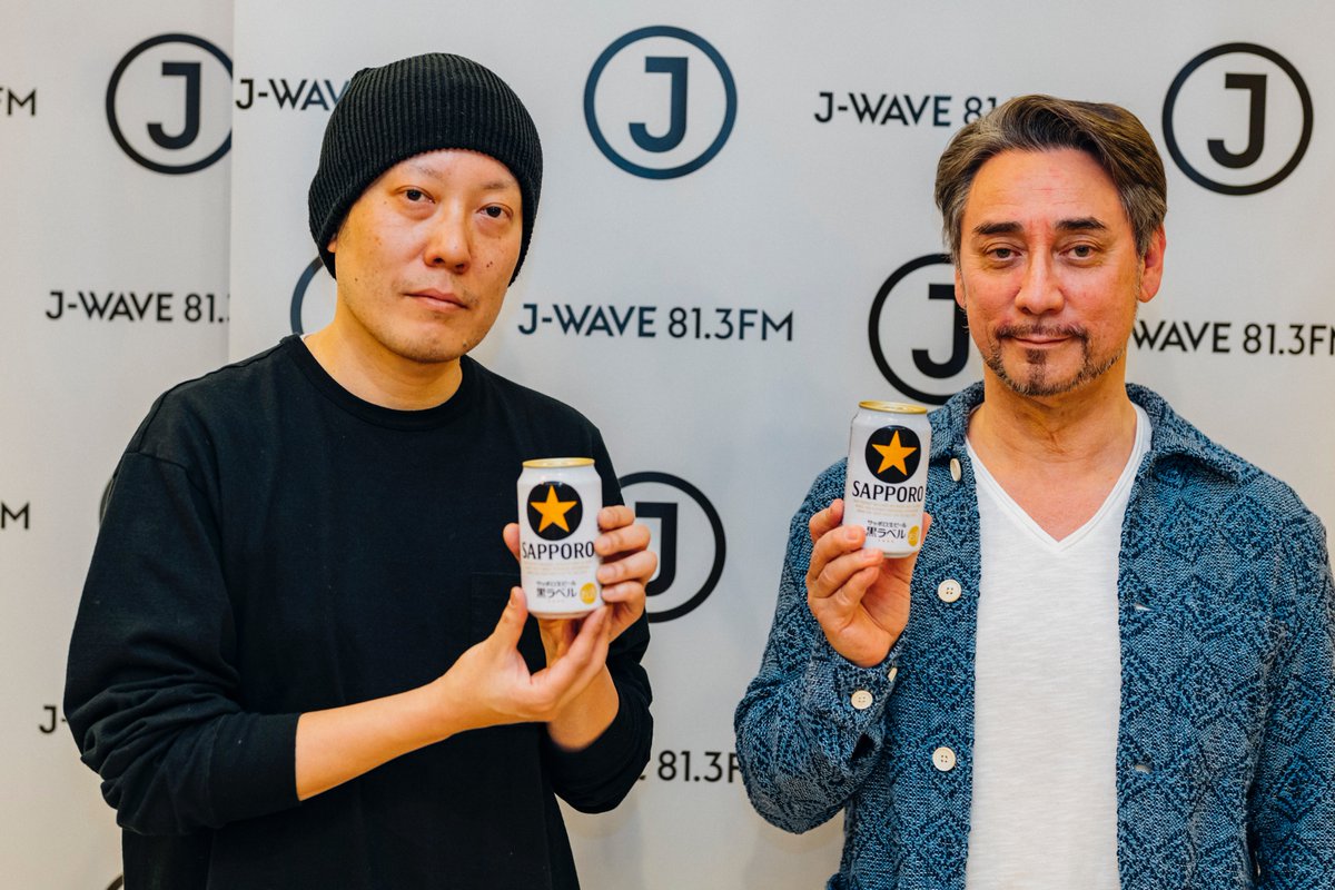 OTOAJITO's tweet photo. 燃え殻さん @Pirate_Radio_   とのトークは来週に続きます。

今夜の放送の模様
 #黒ラベル  と番組オリジナルタンブラープレゼント🍺
→https://t.co/uxUQzXcpEN

radikoタイムフリー📻
https://t.co/et7Q9IPjDw

 #jwave   #otoajito   #sapporobeer  #黒ラベル
 #クリスペプラー  #燃え殻  #dawn813 https://t.co/jN9e6YA36c