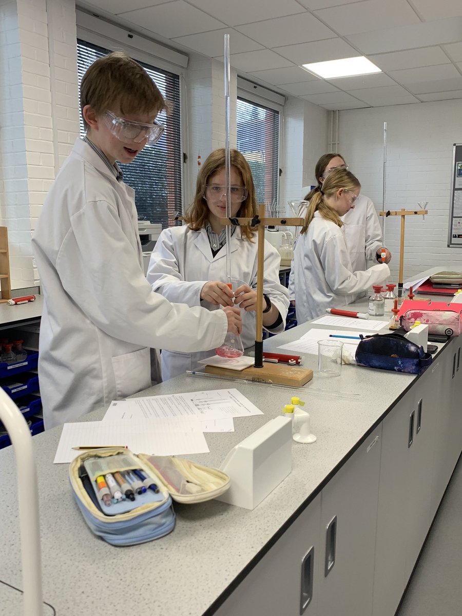 STAHSChemistry's tweet photo. First titrations for Y10 Chemists @STAHS Brilliant techniques and results. #chemistryisfun https://t.co/orNkBqeVLl