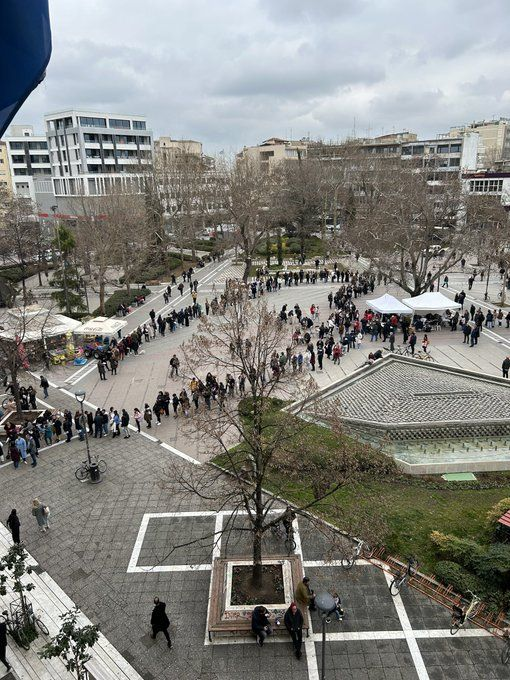 communakios's tweet photo. Ουρές για την έκτακτη αιμοδοσία στη Λάρισα! Η Ελλάδα που μας κάνει περήφανους! 👏👏👏

#Τεμπη_Τραγωδία #hellenic_train #τρενα #τραινοσε https://t.co/H1DH1hbaBk