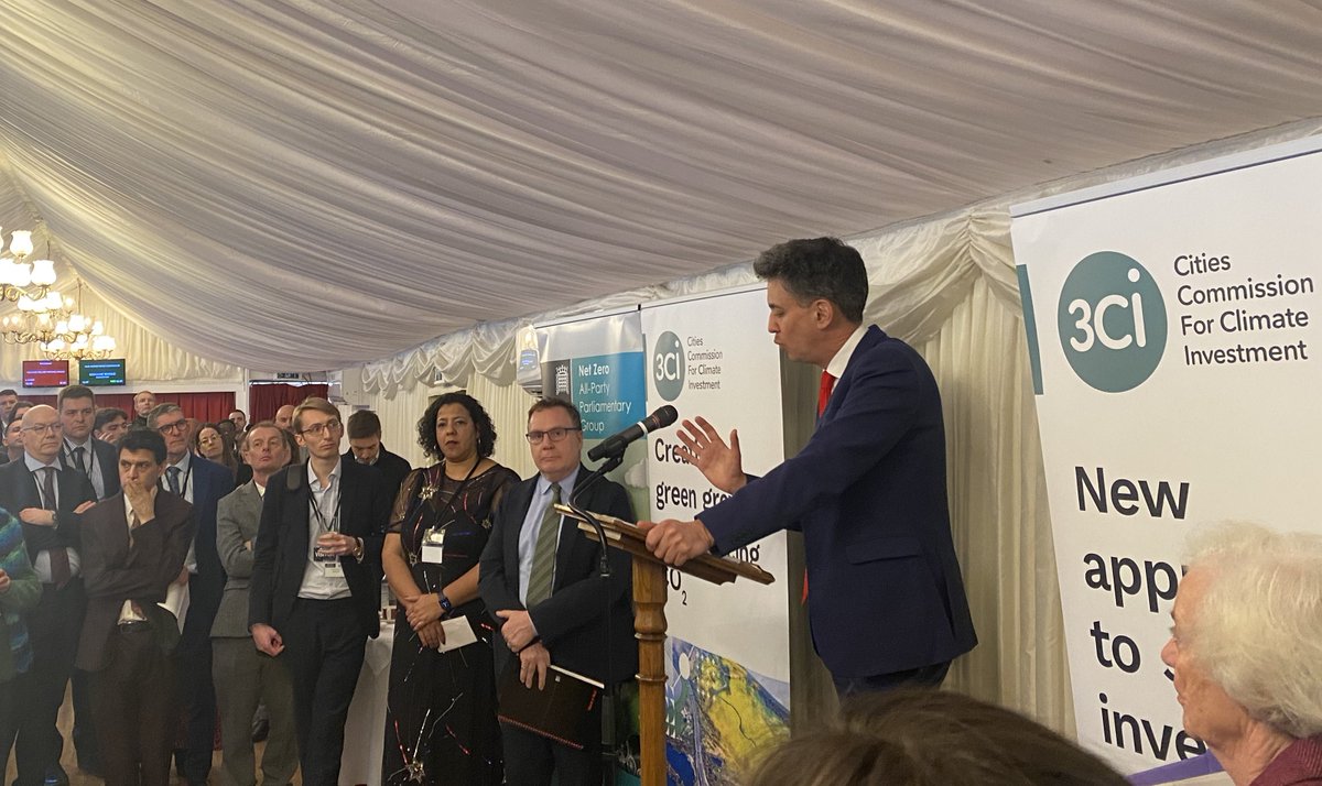 🏰Wonderful @NetZeroAPPG reception with 3Ci, MPs @alexsobel and @Ed_Miliband, and Baroness Hayman 

🫁🍃Thanks to @londoncouncils @CPCatapult @Peers4Planet  @GregClarkCities @corecities @MayorLpool for an insightful event 
#NetZero #Decarbonisation #AirQuality #CarbonMonoxide