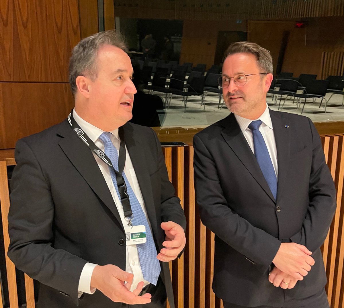 Yannick Glemarec (@yannickglemarec) on Twitter photo A pleasure to meet with Prime Minister <a href="/Xavier_Bettel/">Xavier Bettel</a> during the #EIBForum and discuss priorities for the GCF-2: 2024-2027 programming period. Luxembourg 🇱🇺 is a great supporter of <a href="/theGCF/">Green Climate Fund</a> and as a financial hub can help drive the scaling up of climate finance. #ClimateAction A pleasure to meet with Prime Minister <a href="/Xavier_Bettel/">Xavier Bettel</a> during the #EIBForum and discuss priorities for the GCF-2: 2024-2027 programming period. Luxembourg 🇱🇺 is a great supporter of <a href="/theGCF/">Green Climate Fund</a> and as a financial hub can help drive the scaling up of climate finance. #ClimateAction