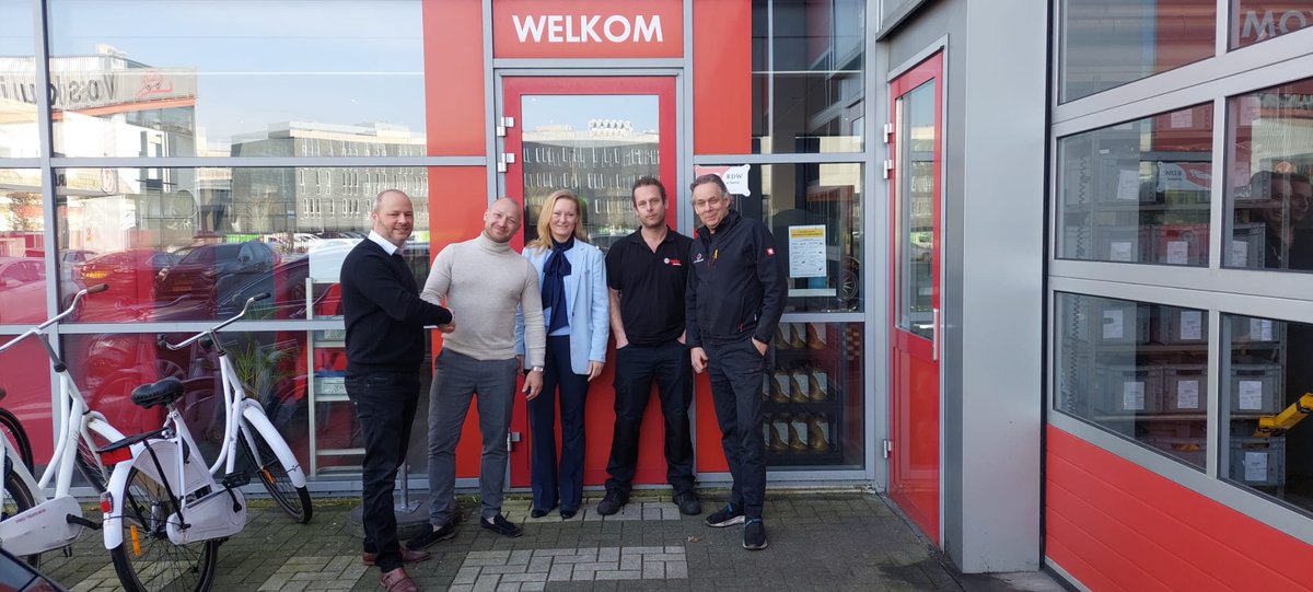 Profile Houten tweet media