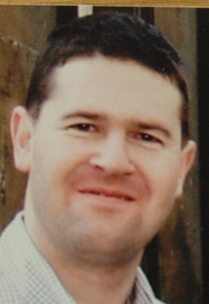 missingpeople's tweet image. Today marks 14 years since Simon Baker went missing. 
Simon was 33 when he disappeared from #Bristol on 1 March 2009. 

Our thoughts go out to Simon and his loved ones. 

To help #findSimonBaker, please share his appeal and report any sightings to us. 
misspl.co/YbtS50N1Z5g