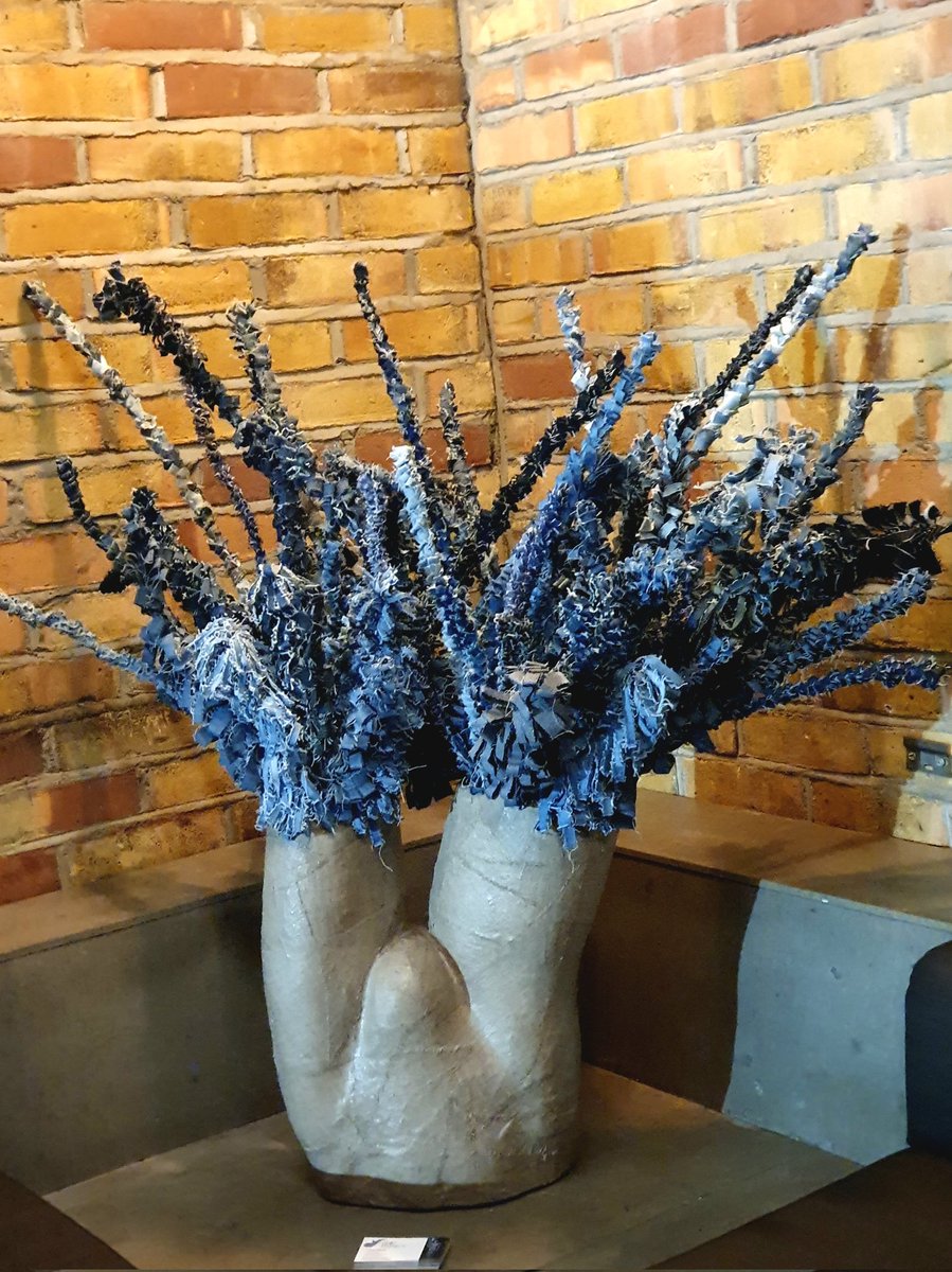 Dolly Fixtures tweet media